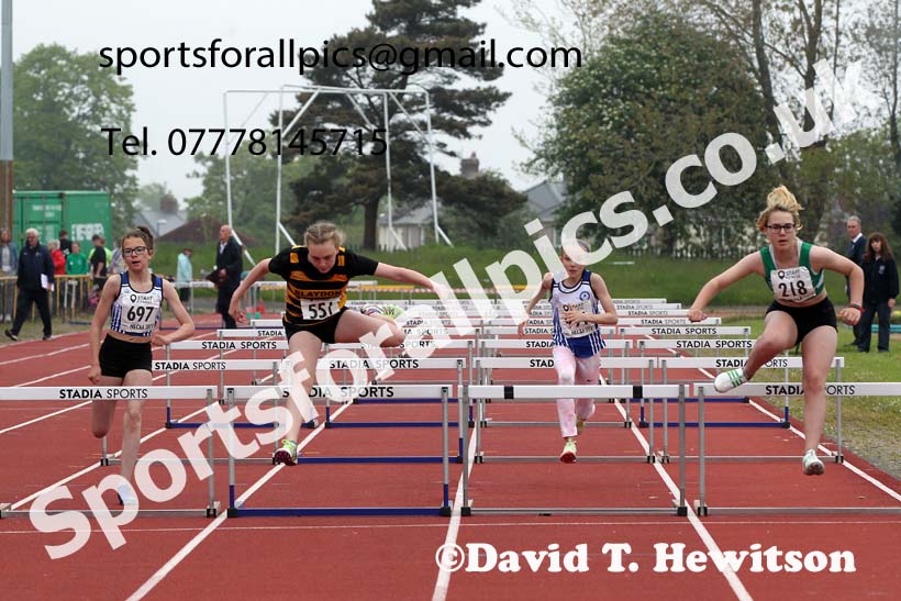 Hurdles, 2021 North East Grand Prix No. 3, Monkton, Wednesday, june 2nd. Photo: David T. Hewitson/Sports for All Pics